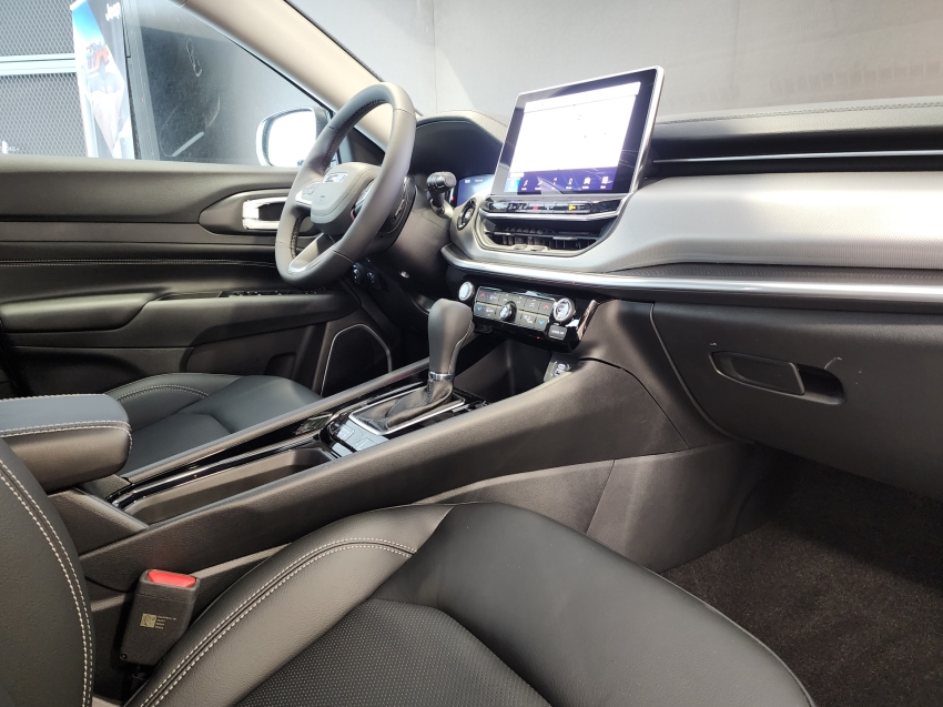 jeep compass 1.3 t270 turbo flex longitude at6 26/26 0km10