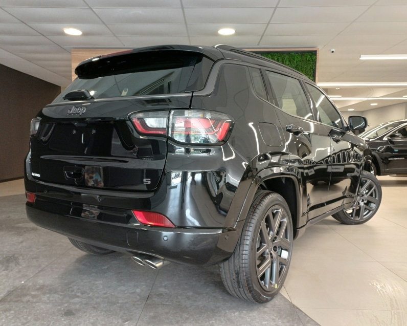 jeep compass 1.3 t270 turbo flex s at6 26/26 0km14