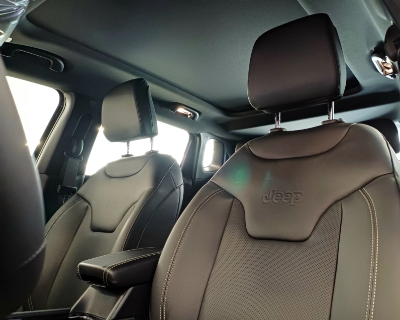 jeep compass 1.3 t270 turbo flex s at6 26/26 0km4