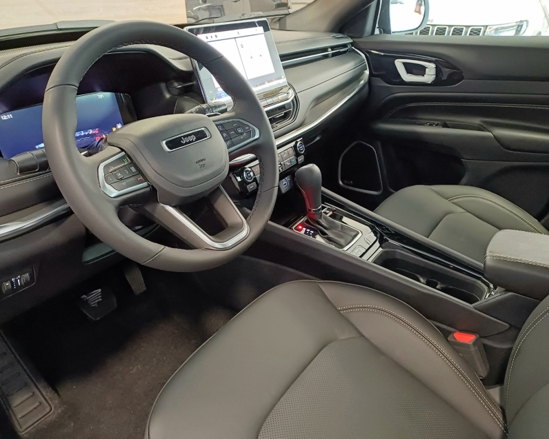 jeep compass 1.3 t270 turbo flex s at6 26/26 0km3