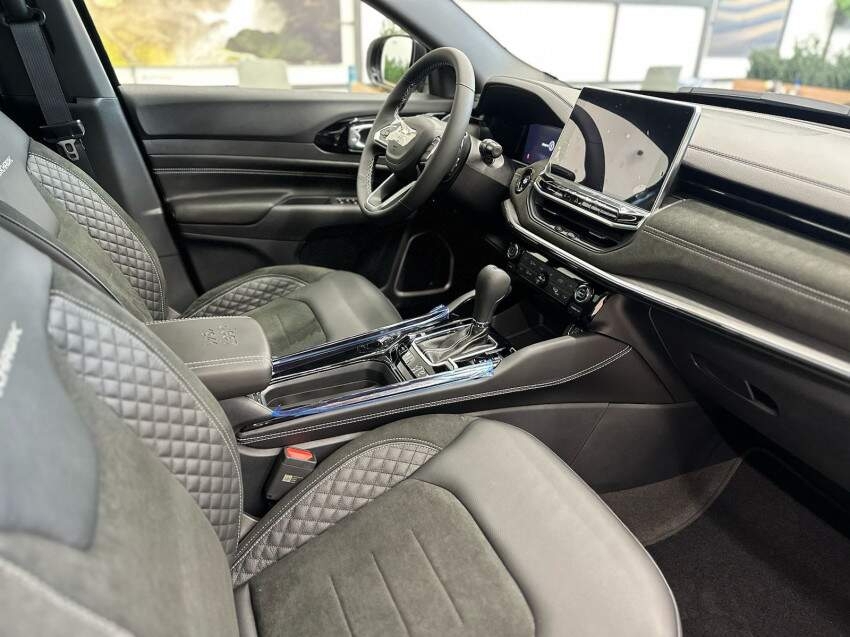 jeep commander 2.0 hurricane 4 turbo gasolina blackhawk at9 26/26 0km6