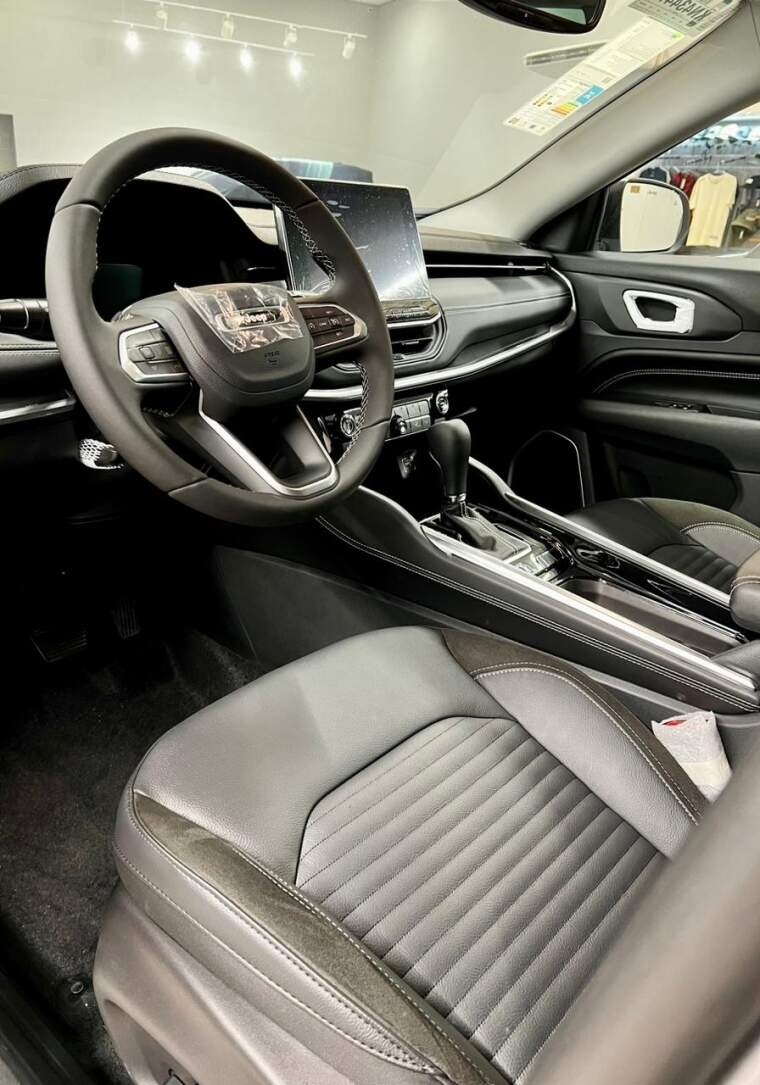 jeep commander 1.3 t270 turbo flex longitude at6 26/27 0km3