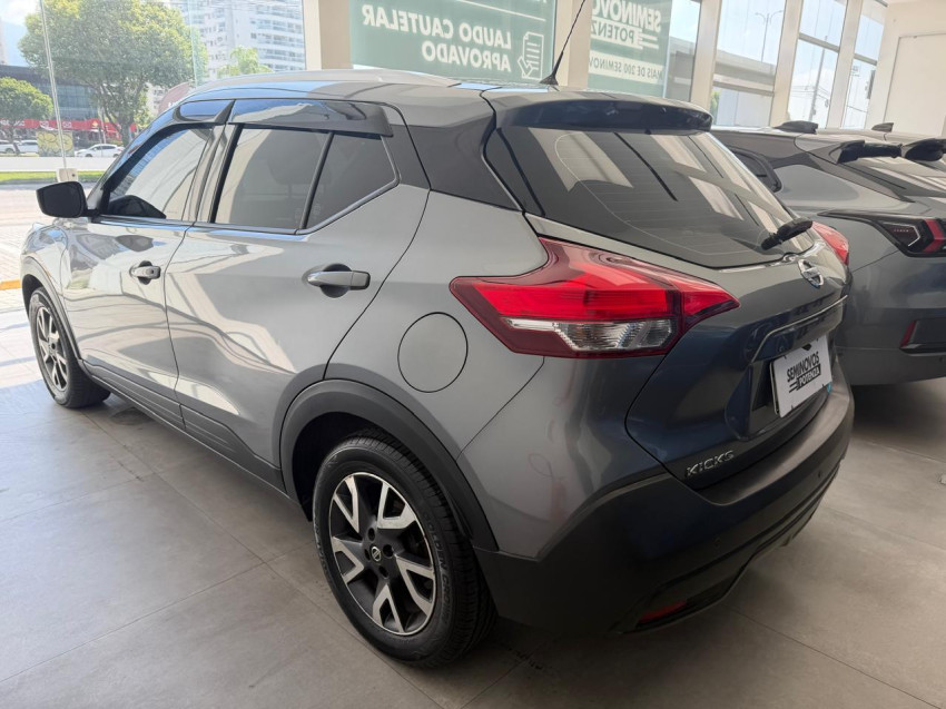 nissan kicks 1.6 16v flexstart s 4p xtronic 17/18 seminovo5