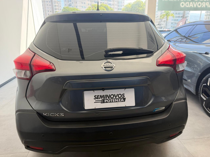 nissan kicks 1.6 16v flexstart s 4p xtronic 17/18 seminovo4