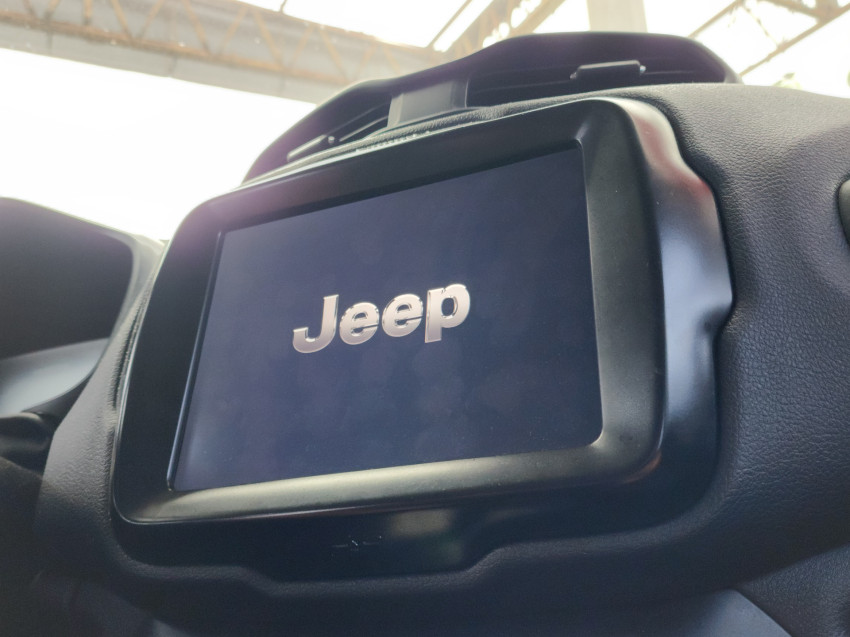 jeep renegade 1.3 t270 turbo flex longitude at6 23/24 seminovo10