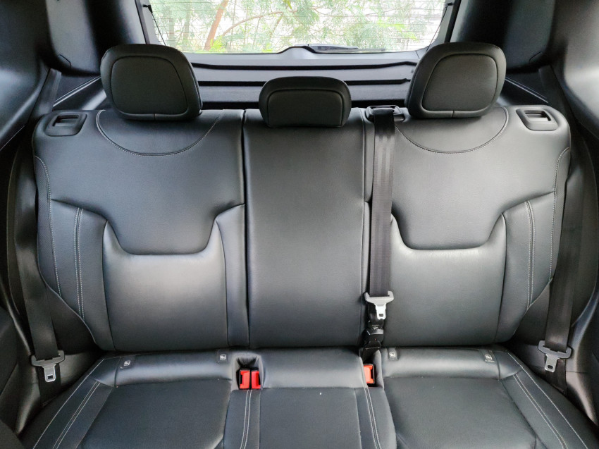 jeep renegade 1.3 t270 turbo flex longitude at6 23/24 seminovo14