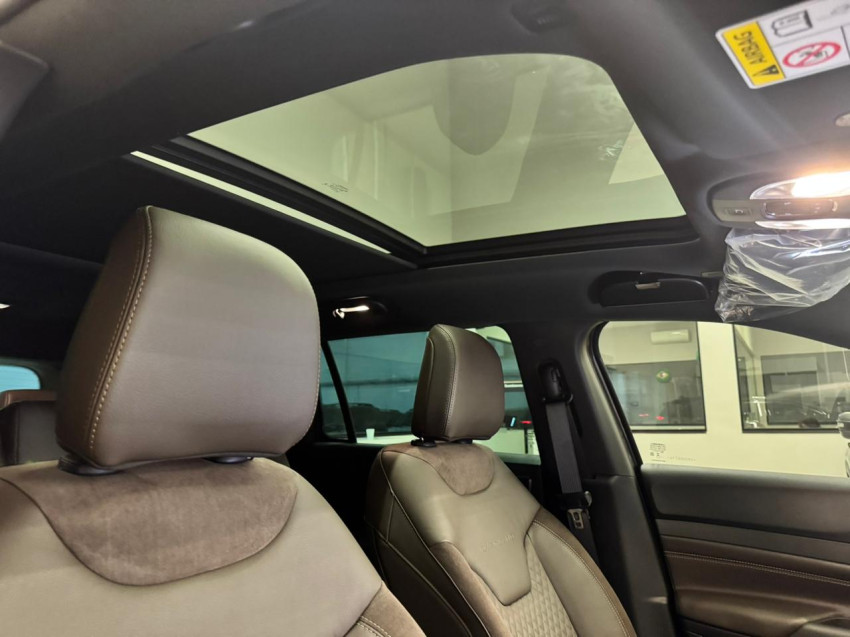 jeep commander 1.3 t270 turbo flex limited mhev at6 26/27 seminovo8