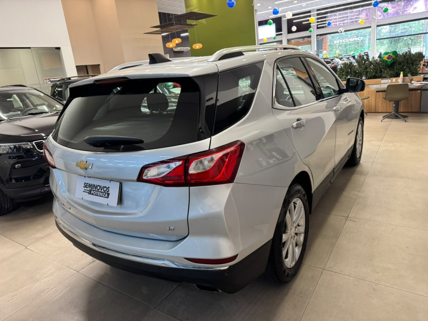 chevrolet equinox 2.0 16v turbo gasolina lt at 18/19 seminovo3