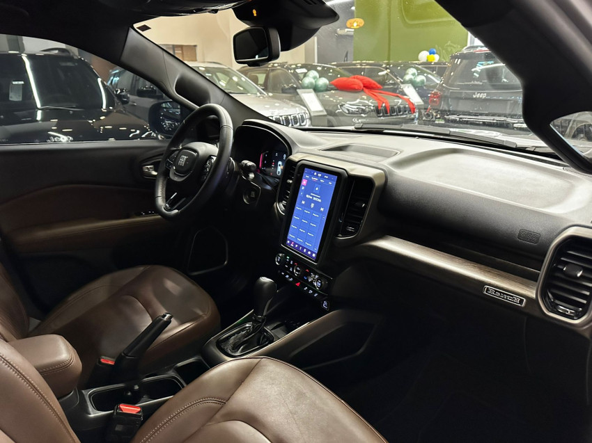 fiat toro 2.0 diesel turbo automatica 4x4 ranch multimidia couro 2025 muito nova10