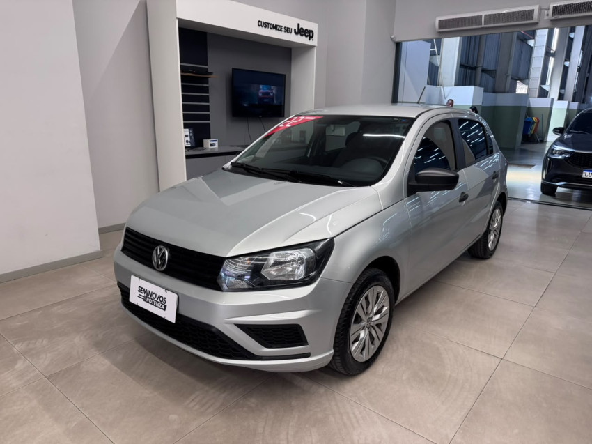 vw volkswagen gol 1.6 msi completo baixa km revisado cambio manual ano 2022 super novo0