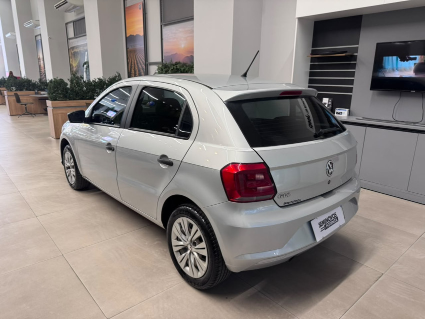 vw volkswagen gol 1.6 msi completo baixa km revisado cambio manual ano 2022 super novo5