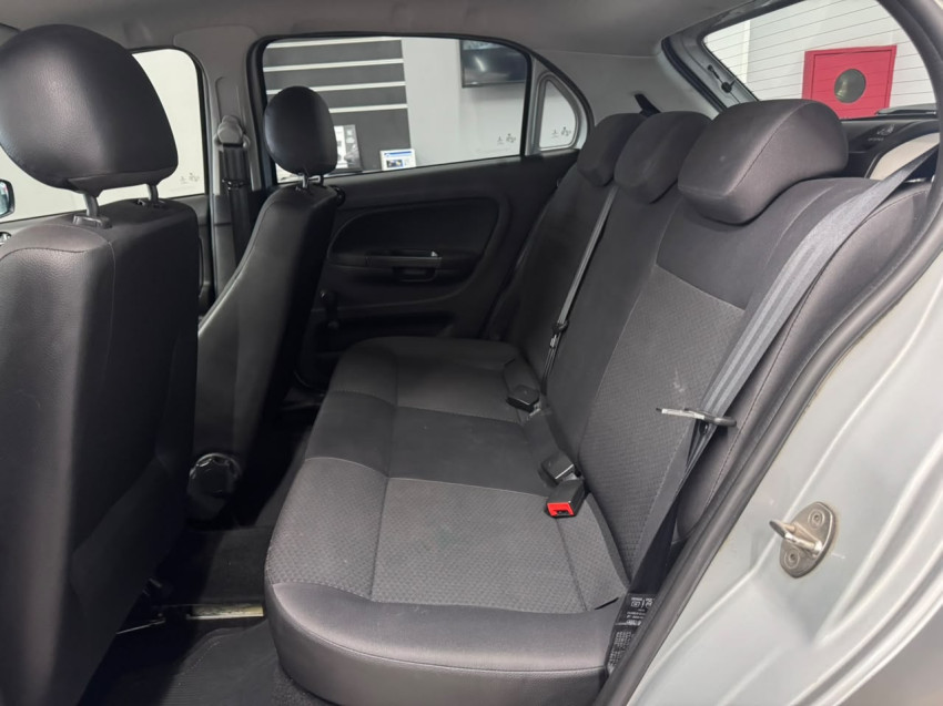 vw volkswagen gol 1.6 msi completo baixa km revisado cambio manual ano 2022 super novo12