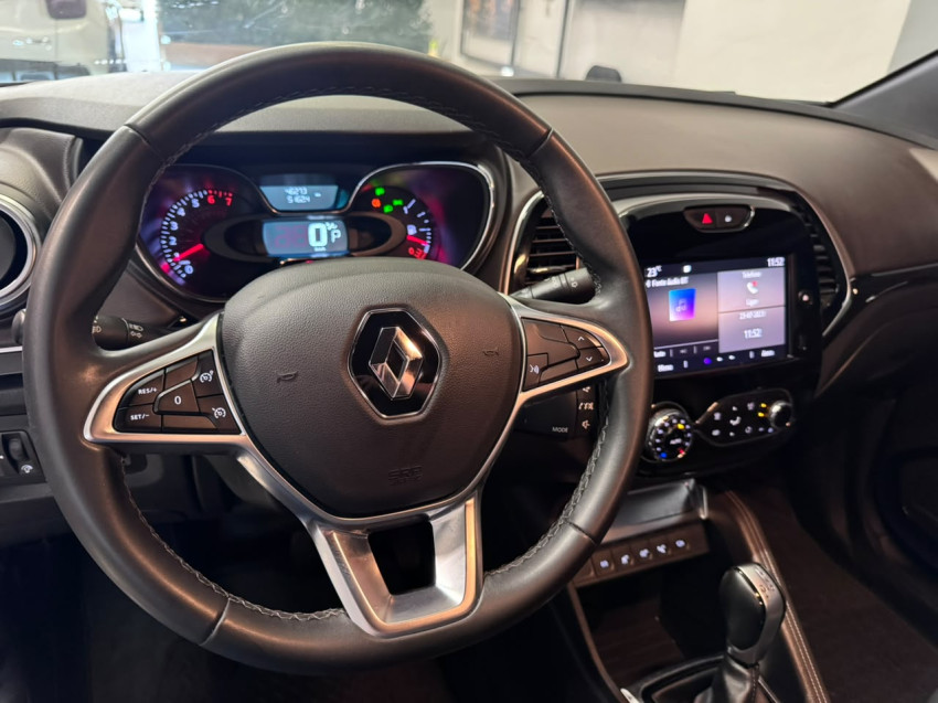 renault captur 1.3 tce flex iconic x-tronic 4p automatico 20229