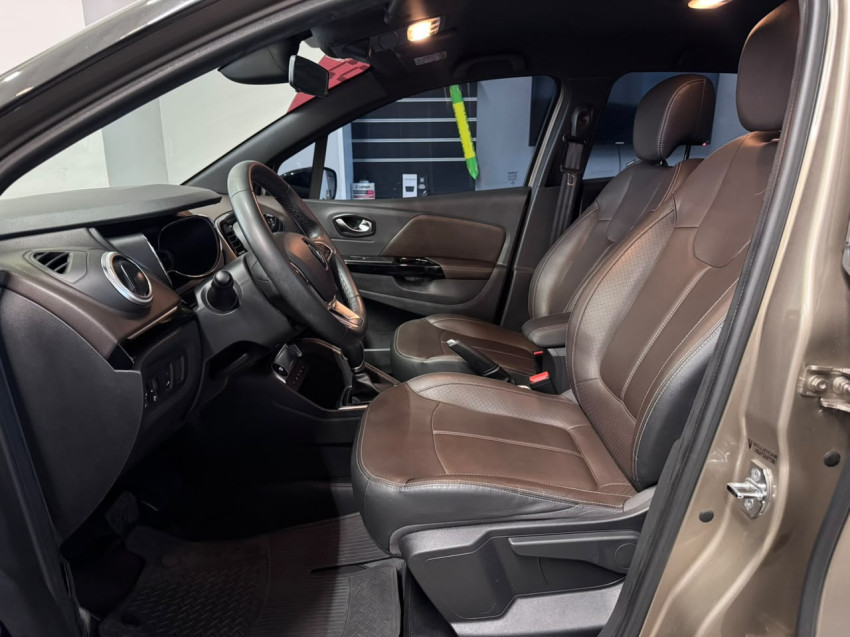renault captur 1.3 tce flex iconic x-tronic 4p automatico 20227