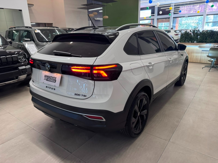 volkswagen nivus vw turbo automatico flex super novo painel digital modelo highline4