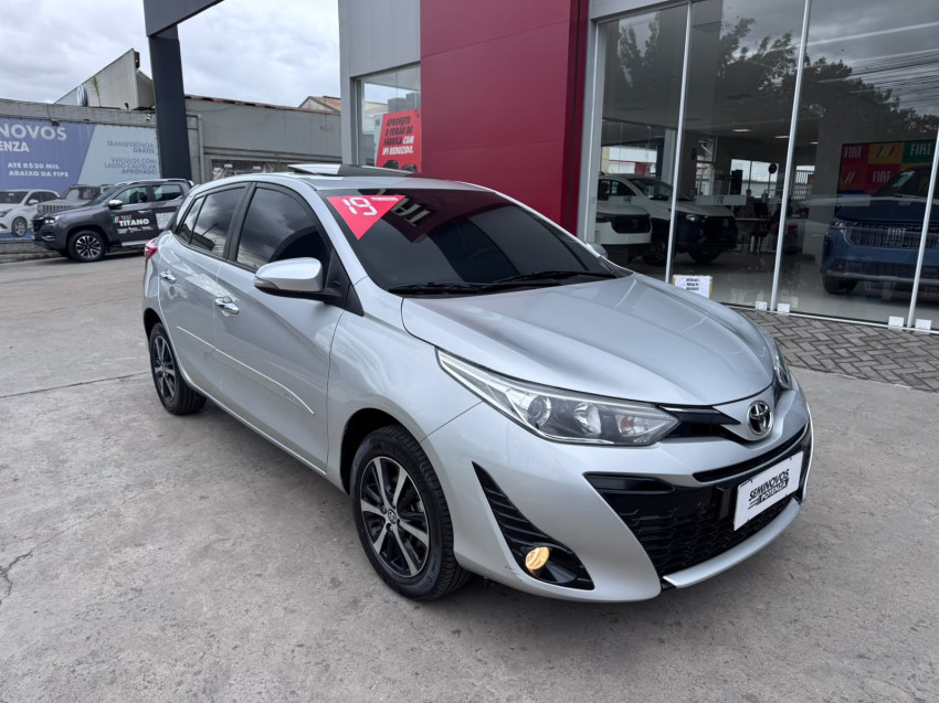 toyota yaris hatch xls 1.5 motor com teto solar2