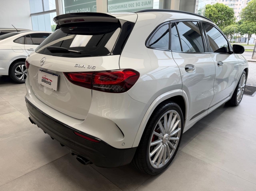 mercedes-besnz gla 35 amg 2.0 cgi gasolina 4matic speedshift 22/22 seminovo3