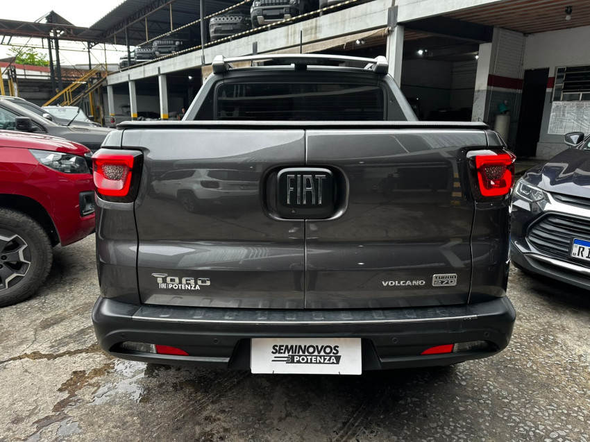 fiat toro 1.3 turbo 270 flex volcano at6 25/25 seminovo4