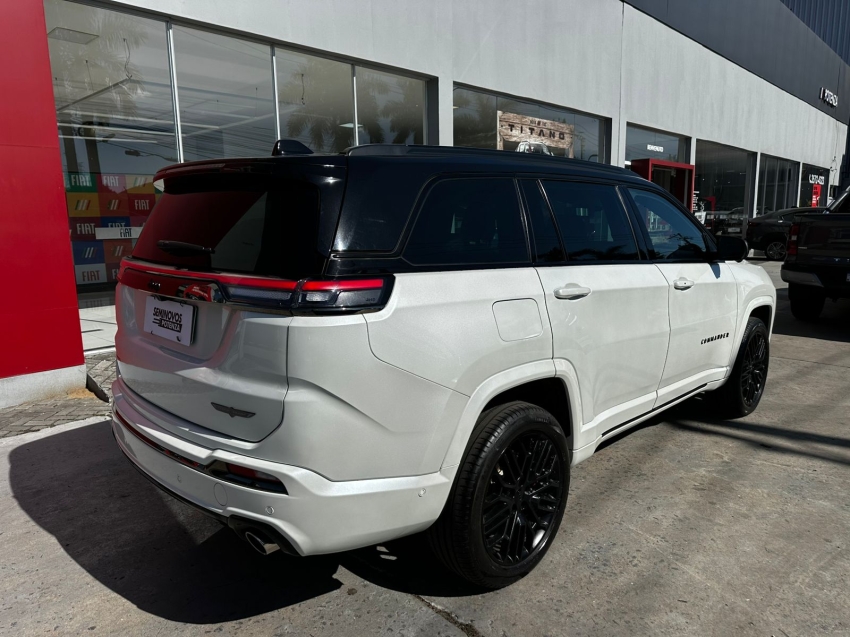 jeep commander 2.0 hurricane 4 turbo gasolina blackhawk at9 25/26 seminovo3