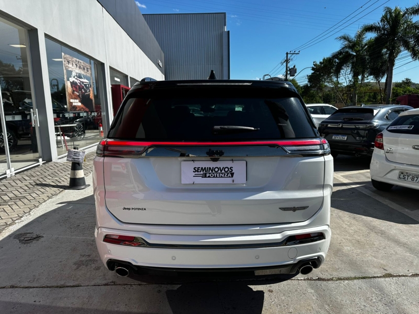 jeep commander 2.0 hurricane 4 turbo gasolina blackhawk at9 25/26 seminovo4