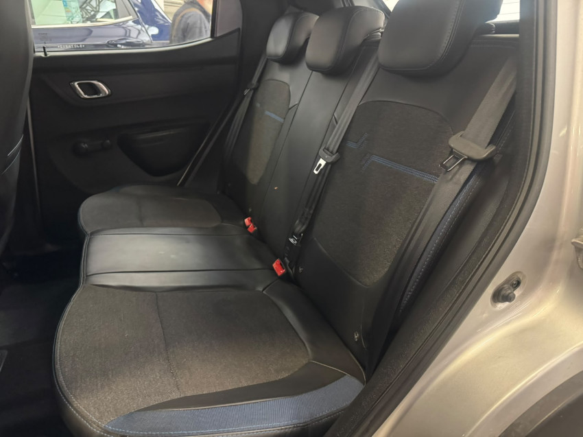 renault kwid 1.0 12v sce flex intense man 24/25 seminovo9