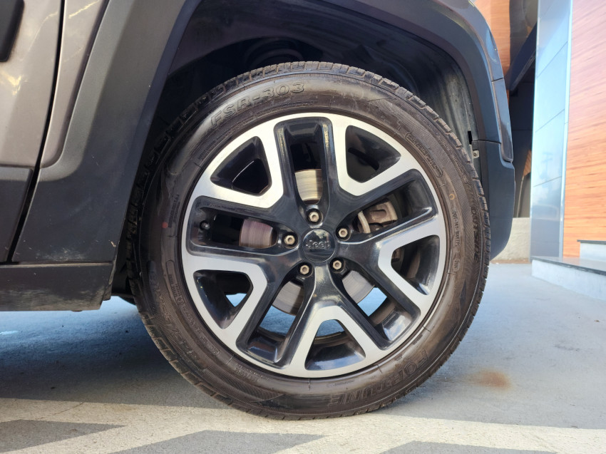 jeep renegade 1.8 16v flex longitude 4p at 21/21 seminovo