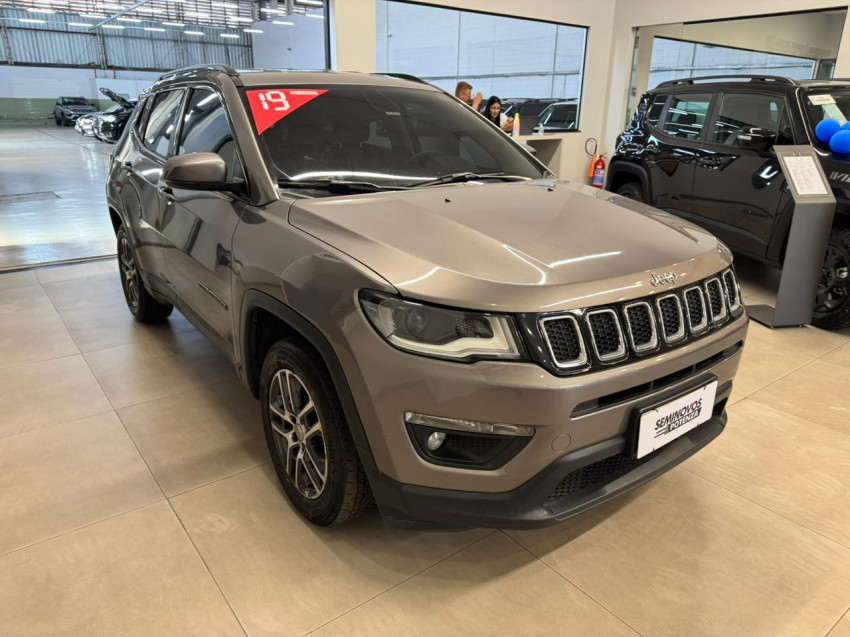 jeep compass 2.0 16v flex sport at 18/19 seminovo1