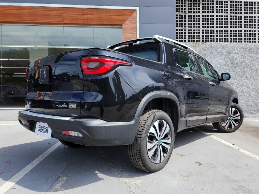 fiat toro 1.3 turbo 270 flex volcano at6 24/25 seminovo4