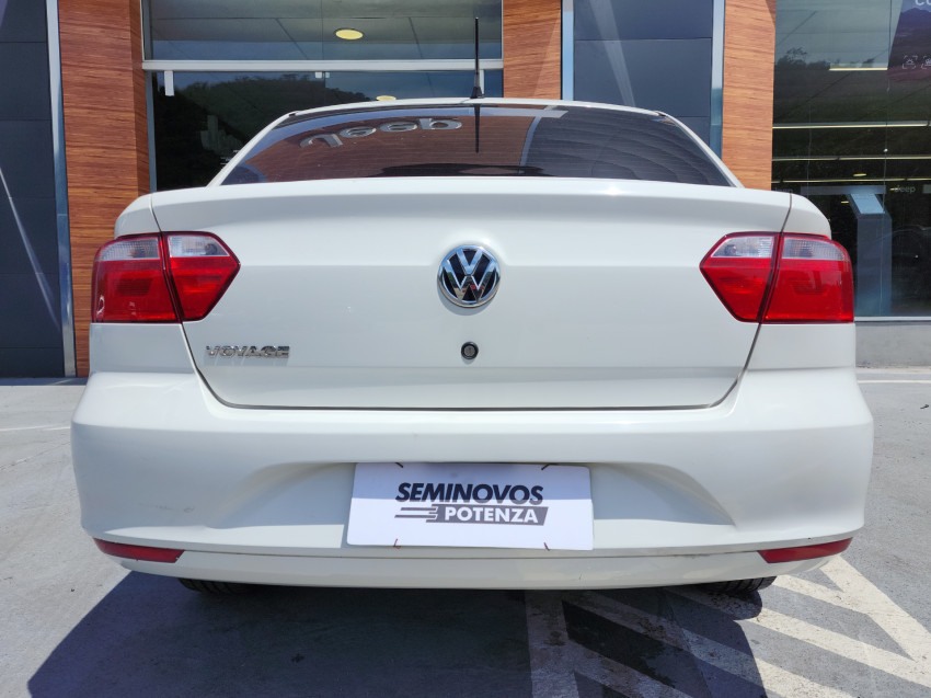 volkswagen voyage 1.0 12v mpi totalflex 4p man 22/23 seminovo3