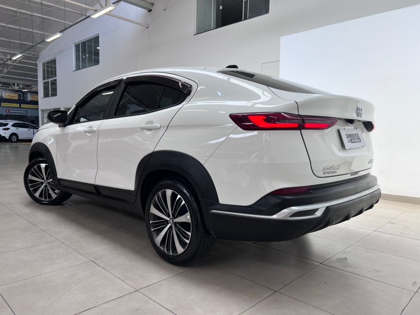 fiat fastback 1.0 turbo 200 flex audace cvt 24/25 seminovo5