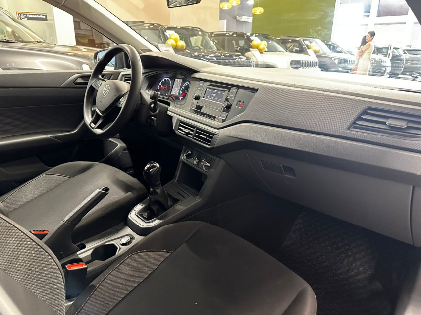 volkswagen polo 1.0 mpi track man 24/24 seminovo9