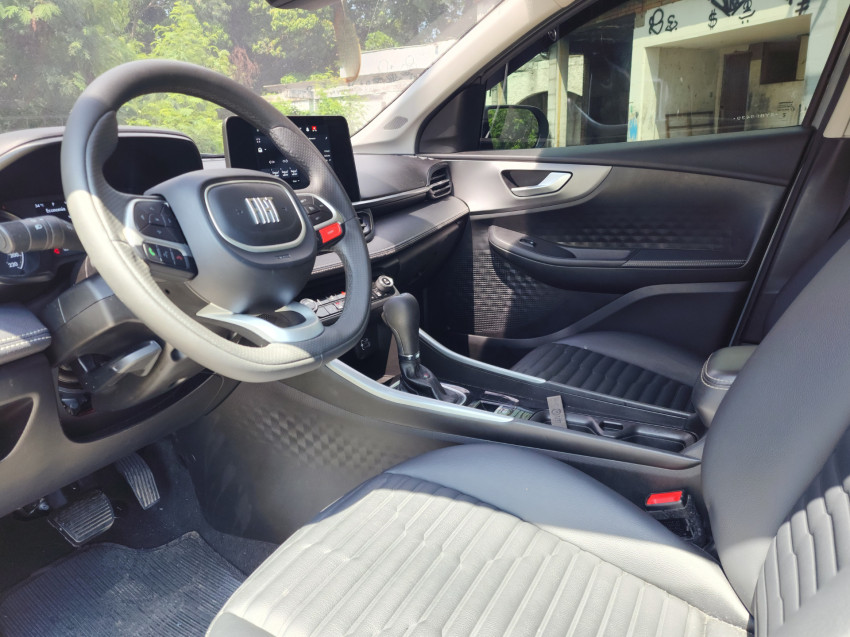 fiat fastback 1.0 turbo 200 hybrid audace cvt 24/25 seminovo5