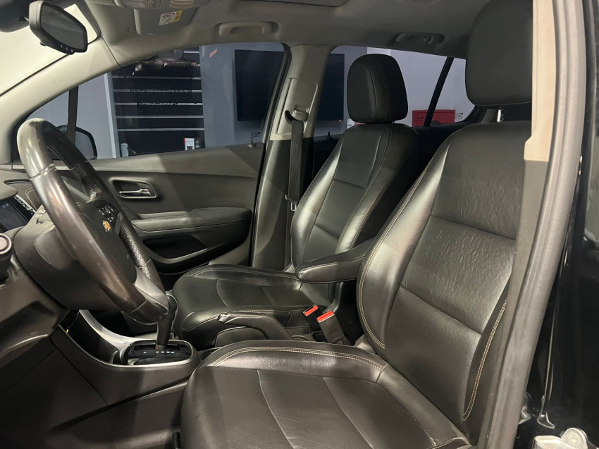 chevrolet tracker 1.4 16v turbo flex midnight at 18/19 seminovo6