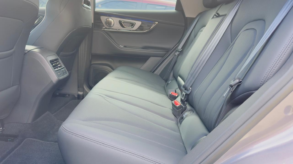 omoda e5 61,1 kw eletrico 2.0 4p automatico 20264