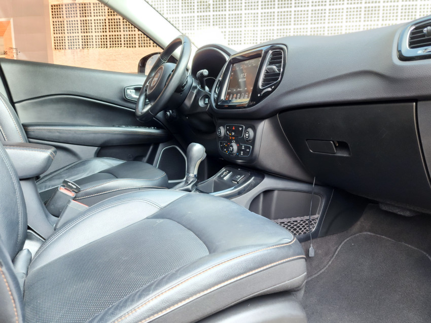 jeep compass 2.0 16v flex limited at 19/20 seminovo13