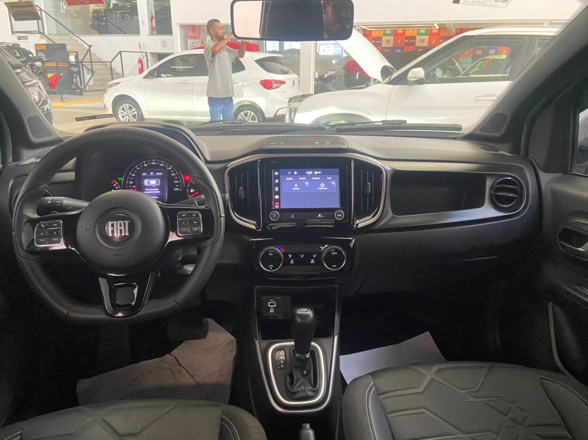 fiat strada 1.3 firefly flex volcano cd cvt 23/23 seminovo6