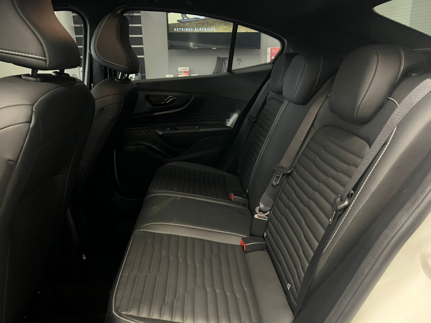 fiat fastback 1.3 turbo 270 flex limited edition at6 23/23 seminovo11