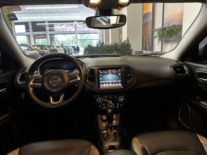 jeep compass 2.0 16v diesel longitude 4x4 at 16/17 seminovo7