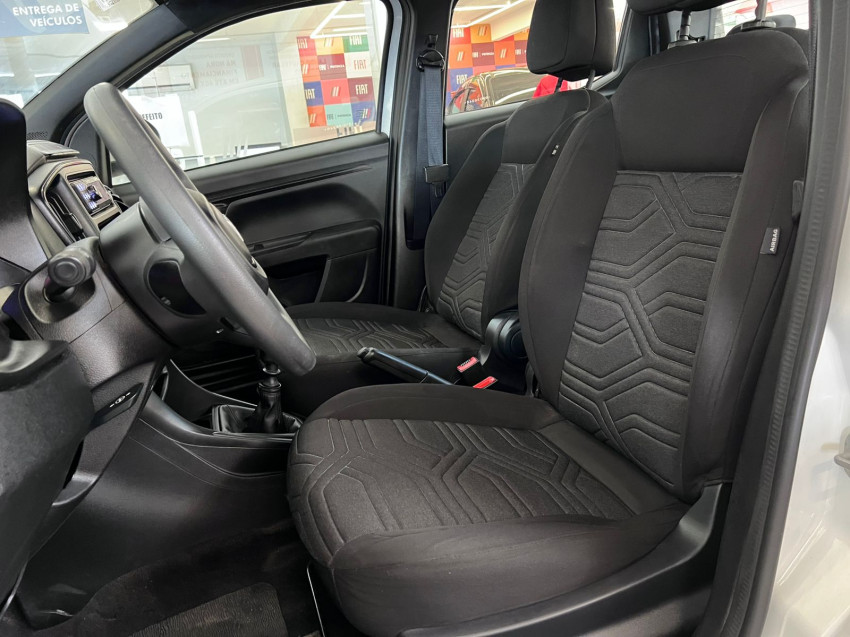 fiat strada 1.3 firefly flex freedom cd man 24/25 seminovo6