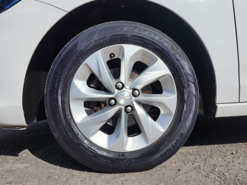 chevrolet onix 1.0 turbo flex lt man 22/23 seminovo11