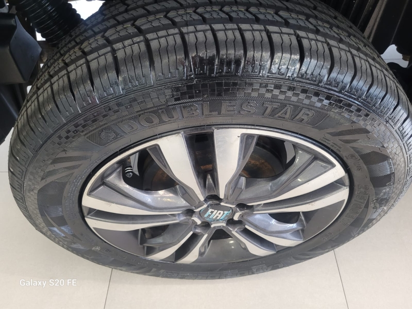 fiat toro 1.3 turbo 270 flex freedom at6 23/24 seminovo7