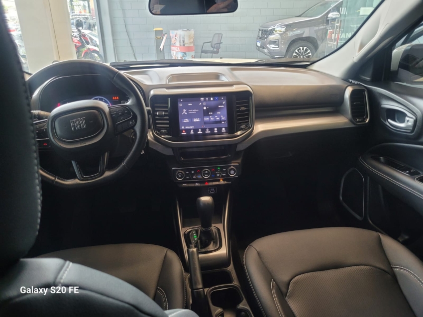 fiat toro 1.3 turbo 270 flex freedom at6 23/24 seminovo6