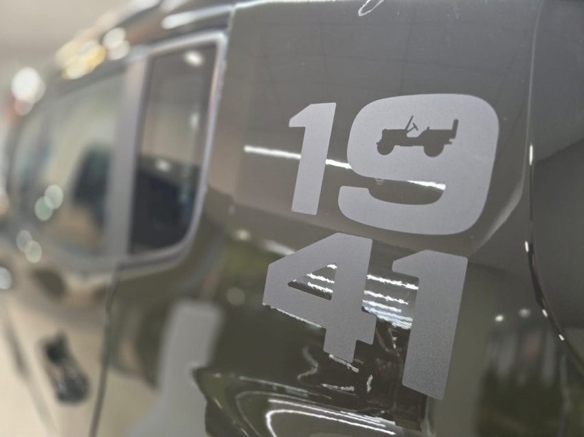 jeep renegade 1.3 t270 turbo flex willys 4x4 at9 24/25 0km8