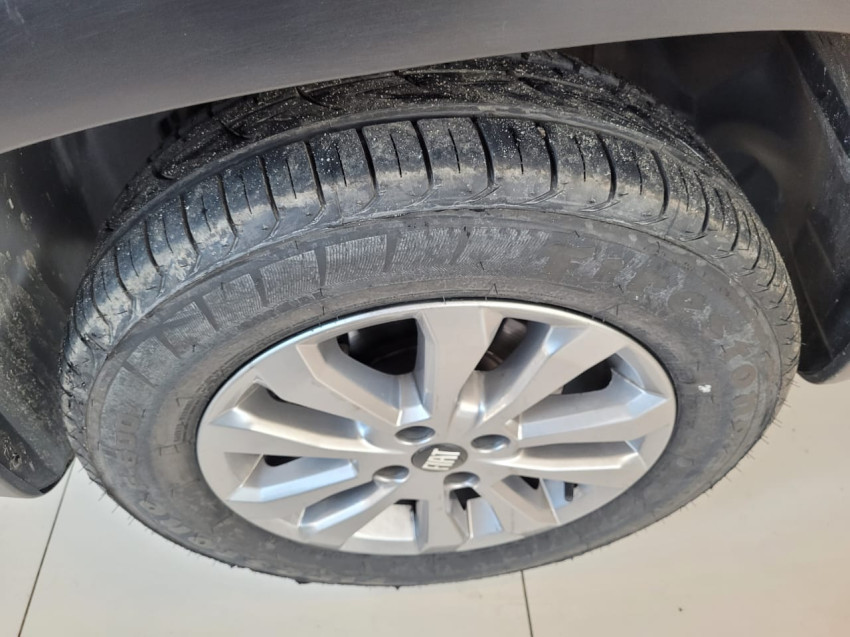 fiat strada 1.3 firefly flex freedom cs man 24/24 seminovo7