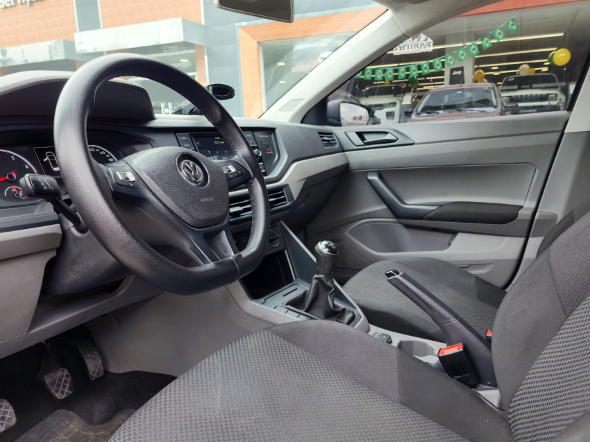 volkswagen polo 1.0 mpi total flex man 18/19 seminovo5