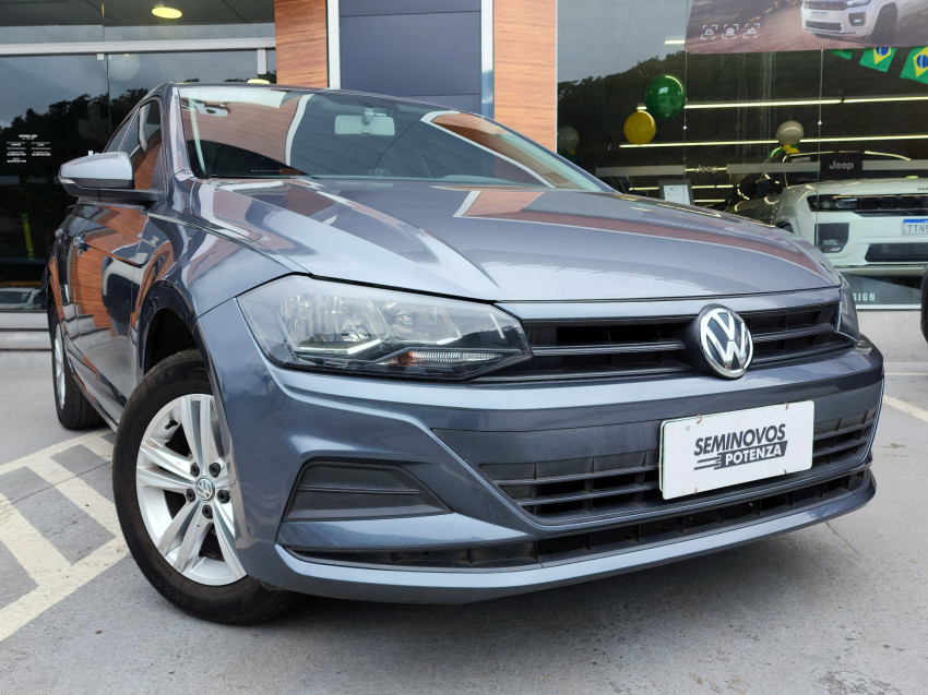 volkswagen polo 1.0 mpi total flex man 18/19 seminovo1