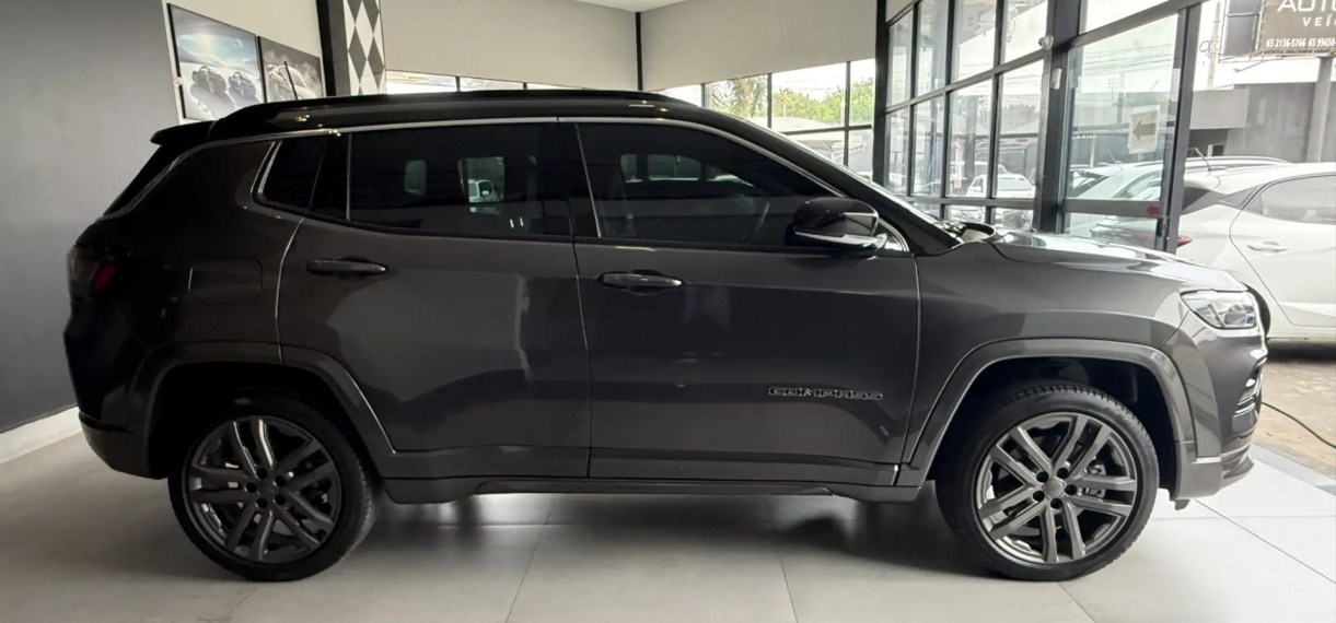 jeep compass 2.0 hurricane 4 turbo gasolina overland at9 1.9 4p automatico 20252