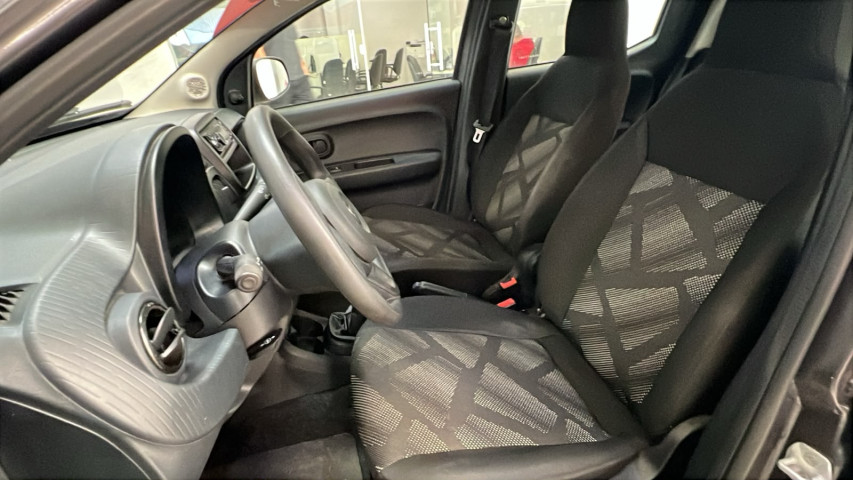 fiat mobi 1.0 evo flex like man 25/25 seminovo6