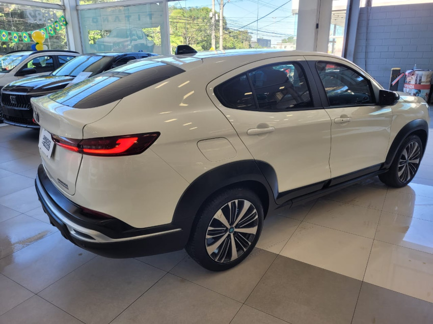 fiat fastback 1.0 turbo 200 flex audace cvt 24/25 seminovo2