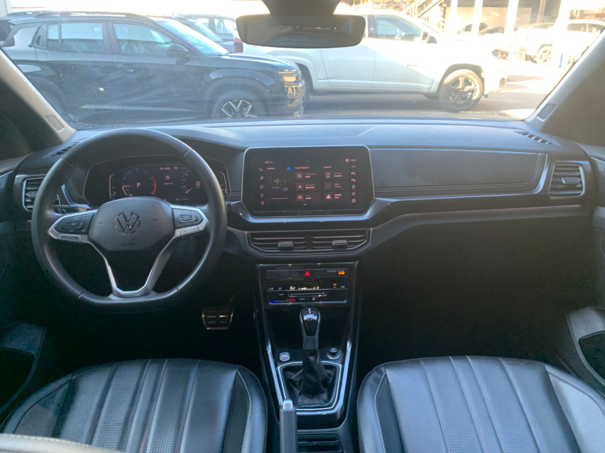 volkswagen t-cross 1.4 250 tsi total flex highline at 24/25 seminovo6